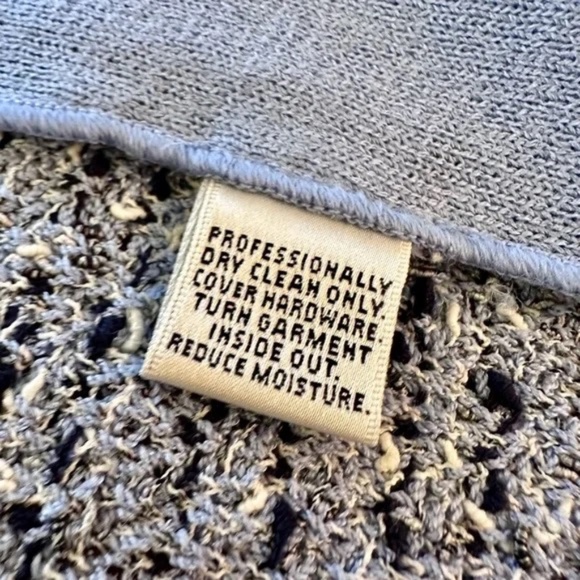 St. John Collection jacket size 10 skirt size 8 EUC - Picture 6 of 7